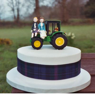 Sugarcraft Tractor Cake Topper