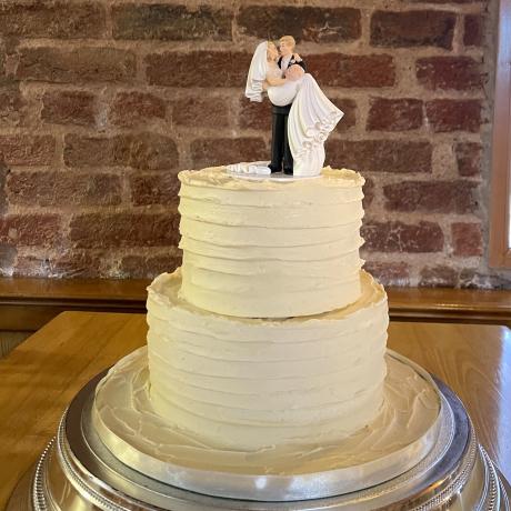 Buttercream Ruffles Wedding Cake