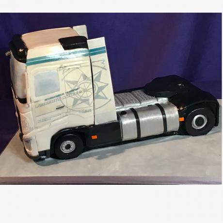 Volvo Truck Cake