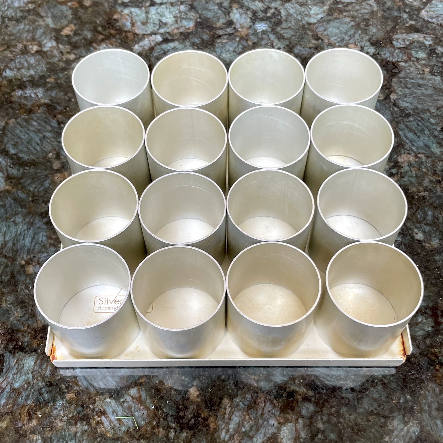 Round Mini Cake Tins