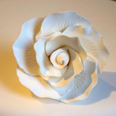Ivory Vintage Rose Head