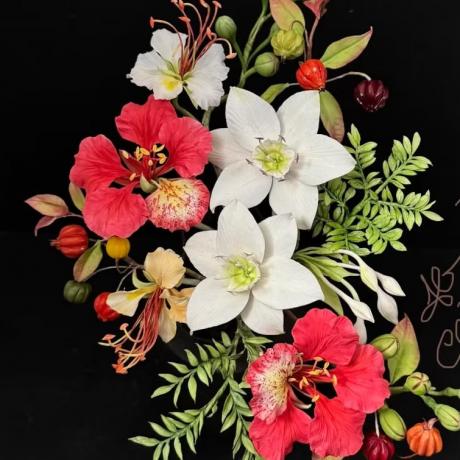 Sugarcraft Eucharist Lillies