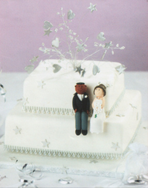 Cake decorated with sugar hearts