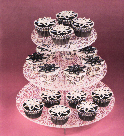 Lace Sugar Flowers on Cup Cakes