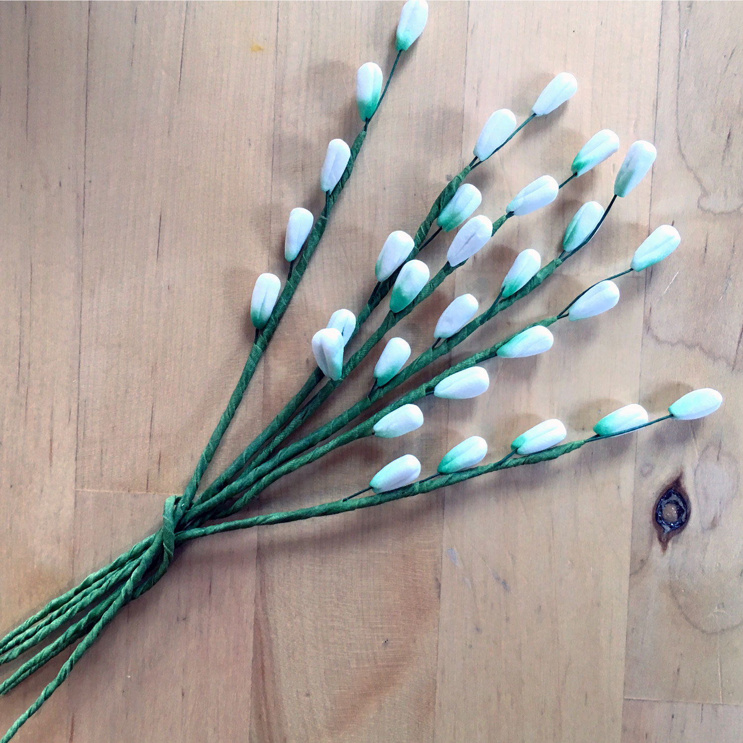 6 White Heather Sprays