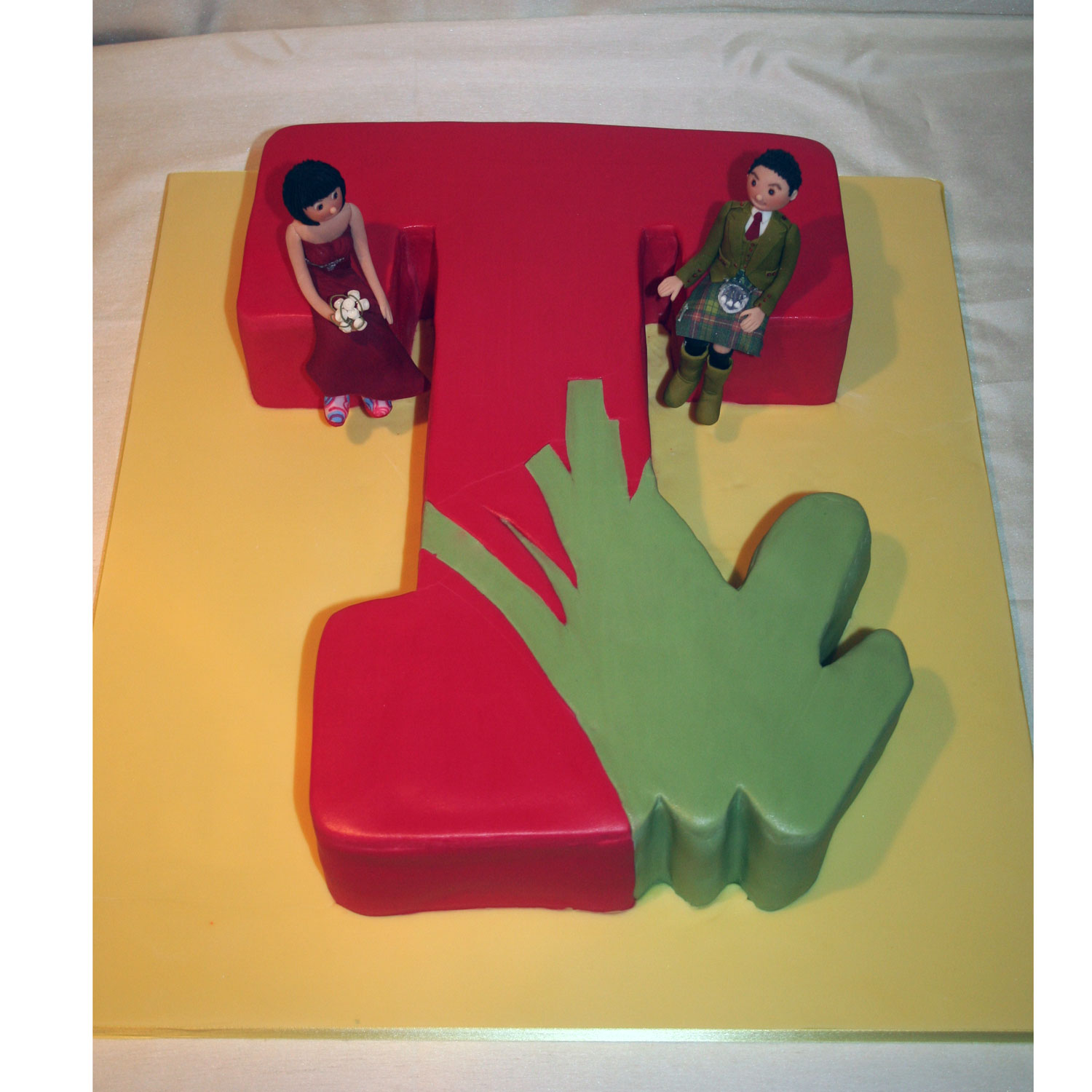 T In The Park Wedding Cake